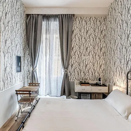 Irooms Campo Dei Fiori Rome Exterior photo